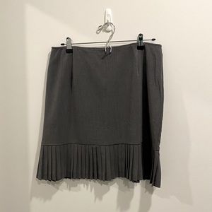 Gray Pleated Skirt - Size 14